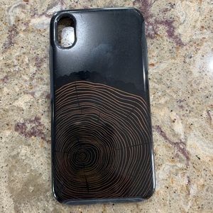 I phone xs max otter box